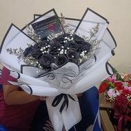 Buket bunga mawar hitam asli | hand bouquet graduation