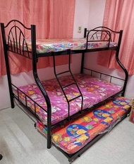 R TYPE DOUBLE DECK WITH PULL OUT BED AND 3 PCS REGULAR FOAM ( DOUBLE SIZE ) COD ONLY !!!!!!