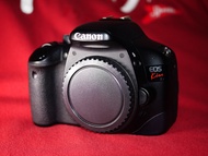Canon EOS 550D ใช้หน่วยประมวลผลภาพใหม่ DIGIC 4 processor มีช่วงความไวแสงกว้าง ISO 12800 ถและถ่ายวิดี