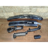 Original bicycle fender or bicycle fender with minus adjuster