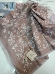 Hijab buckle scarves/hijab segiempat motif buckle scarves pounch