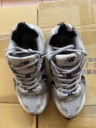 New Balance 黑銀 530