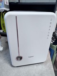 ♻️二手：Haenim 喜臨HN-04L UV消毒烘乾機 (LED版) 白金色 香港行貨