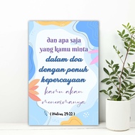 poster kayu kutipan ayat injil alkitab matius 21:22 hiasan dinding kristen / katolik