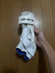 NBA CURRY 專用護踝 ZAMST 白色 限量版（美版左腳L）