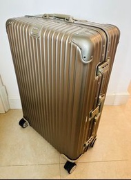Rimowa Luggage - Topas Titanium 32” MW - Check in XL