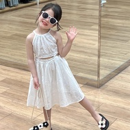 Gấu lãnh đạo Đồng bằng màu trơn không tay thêu Váy đi biển thời trang chạm khoét Quần Áo Nữ treo cổ