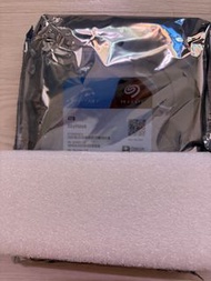 wd  Seagate SkyHawk 4TB 硬碟