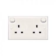 CLIPSAL 2 GANG SWITCH SOCKET 13A~ E25R