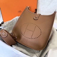HERMES✨ mini Evelyne 16 金棕金釦小包 W刻 2025購證