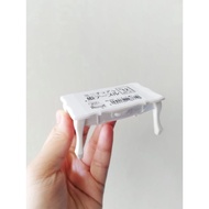 Photo Prop Display - White Table (HD1)