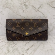 LV Sarah咖色老花釦式長夾M62235