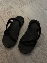 Mont-bell 黑色涼鞋