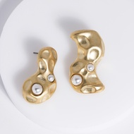 [ZANZAN ZANZAN] Irregular Metal Stone Pearl Earrings [EK08BD002]