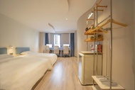 WanYoo Esports Hotel (Shanghai Minhang Sun Moon Light Center Asia-Pacific Asia-Pacific City Branch)