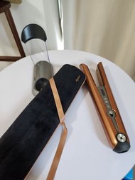 Dyson corrale straightener