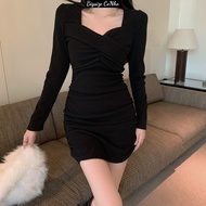 Big size dress with long sleeves, slanted chest, queen collar, long shape, body hugging, elastic rib