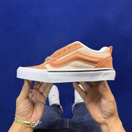 Vans Knu-Skool