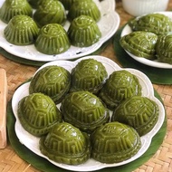 Wooden mold for cake or tok cake. Size 6.5 cm x 5.5 cm