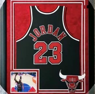 Michael Jordan - signed Chicago Bulls Black Jersey UDA COA 米高佐敦親筆簽名芝加哥公牛黑色球衣 UDA認證齊全