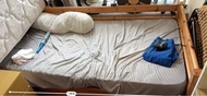 名牌Flexa實木單人床架兩張連床褥