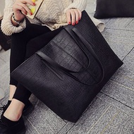 New Crocodile Shoulder Fashion Handbag