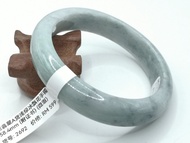 🍀 B2692 - Natural Myanmar Jadeite Jade Bangle 58mm (with certificate) (Slightly flawed) 天然缅甸翡翠A货浅绿冰飘