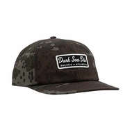 Dark Seas Cap Grouper Cam