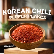 KOREAN RED CHILLI PEPPER FLAKES 100G 250G / KOREAN RED PEPPER CHILLI POWDER / KIMCHI POWDER / GOCHUG