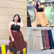 MT306 Front Slit Denim Skirt Decorated With 2 Side Pockets A Plump Girl Fashion Put On Cafe Beach Tr