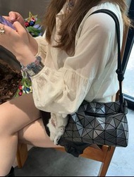 Issey Miyake三宅壹生 亮面銀豆腐包單肩斜挎包女輕奢幾何菱格包 bag