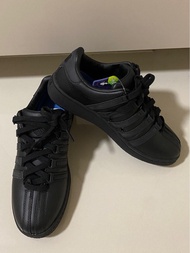 K-Swiss 女士黑色運動鞋