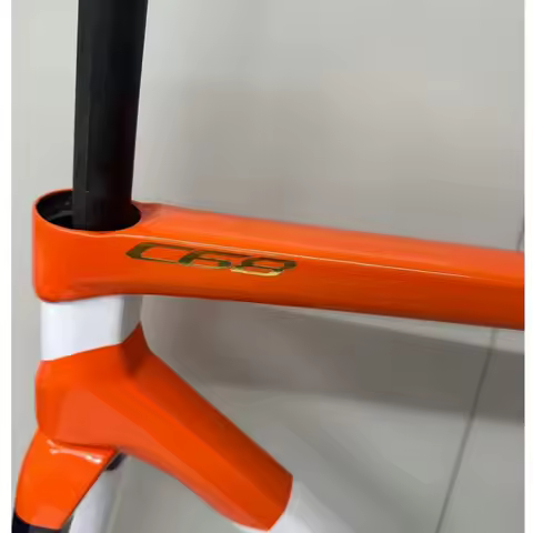 C68 T1100 700c Carbon Bike Frame Full Internal Routing Road Disc Carbon Frameset Bicycle Design with