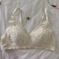 Si bra size 75/80 B/C cream white lace