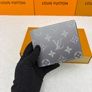 Wallet Wallet Wallet Multiple Wallet Half Fold Coin Purse Banknote Bag Size: 11.5 X9x 1.5