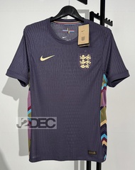 ใหม่ล่าสุด!!! เสื้อฟุตบอลทีมชาติ อังกฤษ Away ชุดเยือน ยูโร 2024 เกรดนักเตะ [ PLAYER ] สามารถสกรีนชื่อนักเตะได้