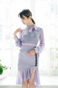 馬克是知性OL大姊姊 素色珍珠雪紡綁蝴蝶結洋裝