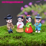 2pcs sepasang pajangan miniatur boneka resin pengantin Korea hanbok dekorasi taman maket diorama ter