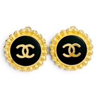 全新 △CHANEL 95A 復古 Coco Mark顏色耳環，金色和黑色，法國製造，女士款，附原廠盒。 （一對）