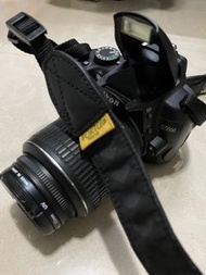 Nikon D5000