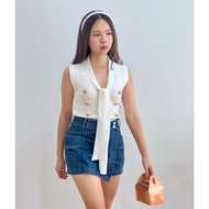 Lavina Top Outfit TrendyWanita Casual Knitted Top for College