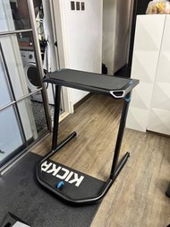 Wahoo Kickr 室內自行車桌架