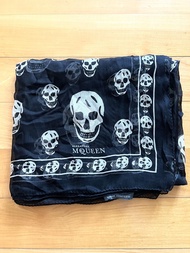 Alexander McQueen Classic Silk Chiffon Skull Scarf Black & White Ivory 圍巾 