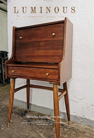 法式中古Vintage丹麥懷舊設計主義超靚型格小戶型全實木 型格多功能人性化設計實翻蓋化妝枱,工作枱. 巧妙創意設計,慳位又實用.翻蓋設計,一拉櫃面,即可變身一張工作枱,有埋化妝鏡.,做小書枱又得,做