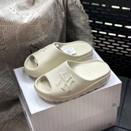 MLB Skipper Slide cream sandals