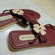 Obral Cuci Gudang Sandal Merek Sophie Martin