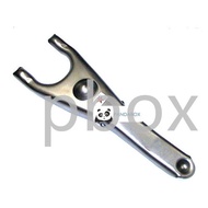 Land Cruiser HZJ75 Clutch Fork  (READY STOCK)