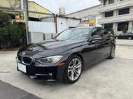 2012年 BMW F30 328i Sport line 摸門 抬頭 HK音響 腳踢尾門 360環景 HID 黑配紅