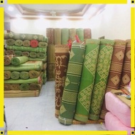 [Real Photo taken by myself] Convenient folding plastic mat (1m6 and 1m8)