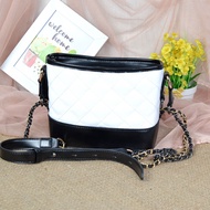 Tas Selempang Fossil Embos Tali Rantai Kombinasi Wanita 3350